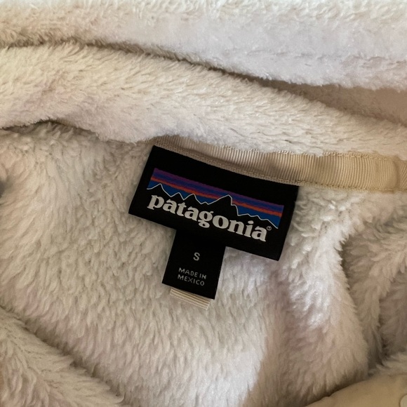 Patagonia White Fleece Pullover Sweatshirt - Picture 6 of 6